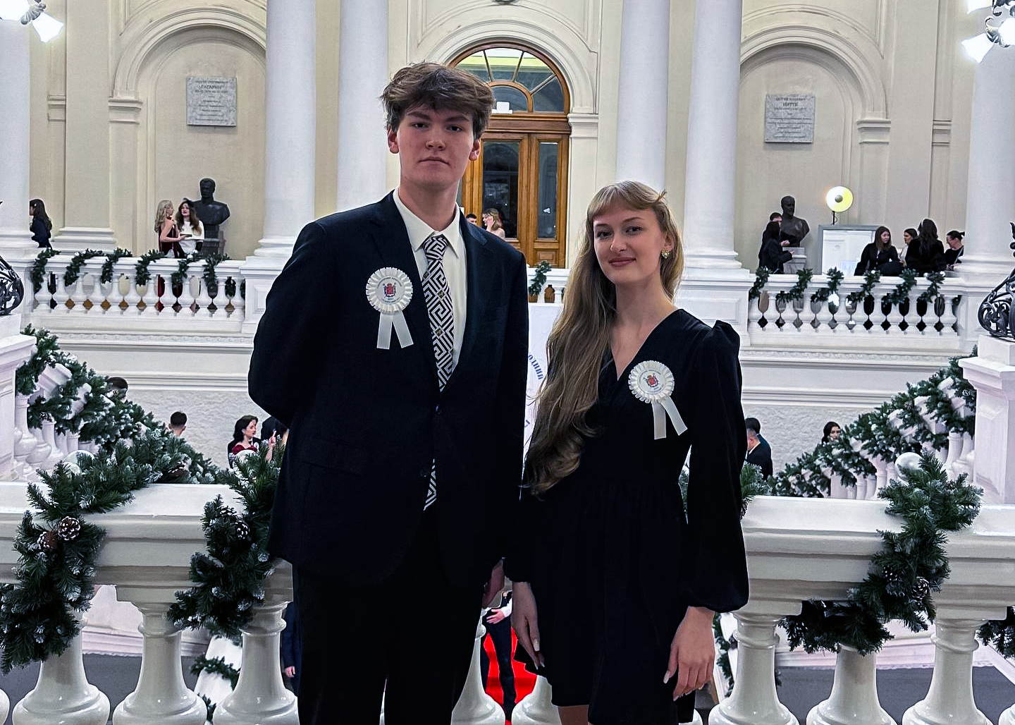 Студенты МБИ приняли участие в Губернаторском новогоднем студенческом бале